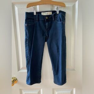 Capri pants